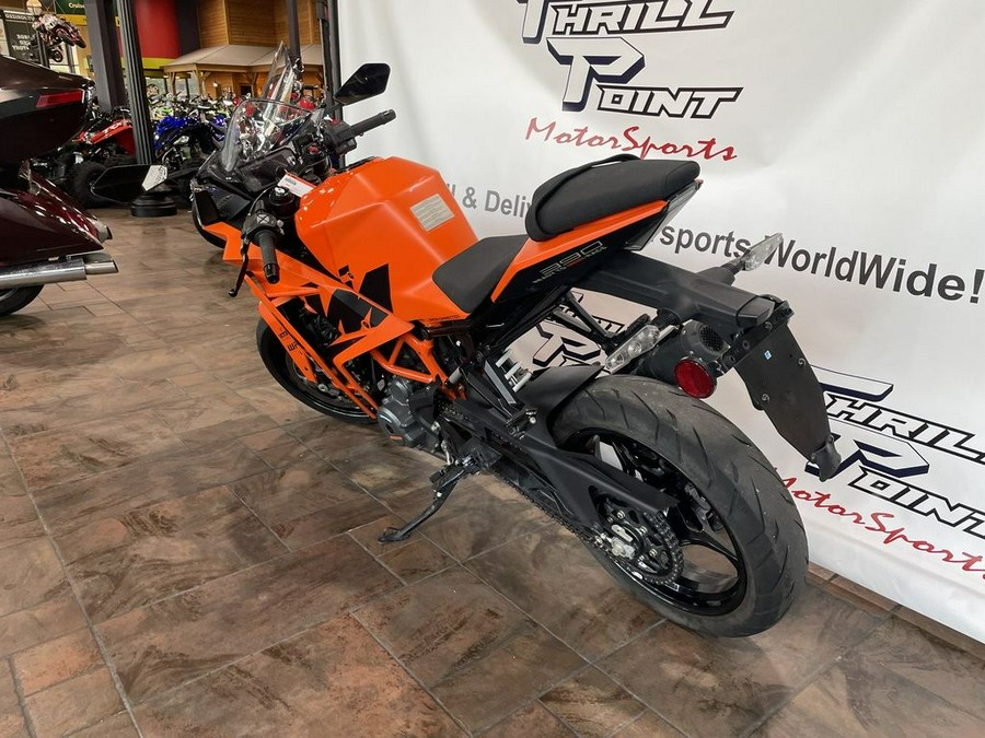 2023 KTM RC 390