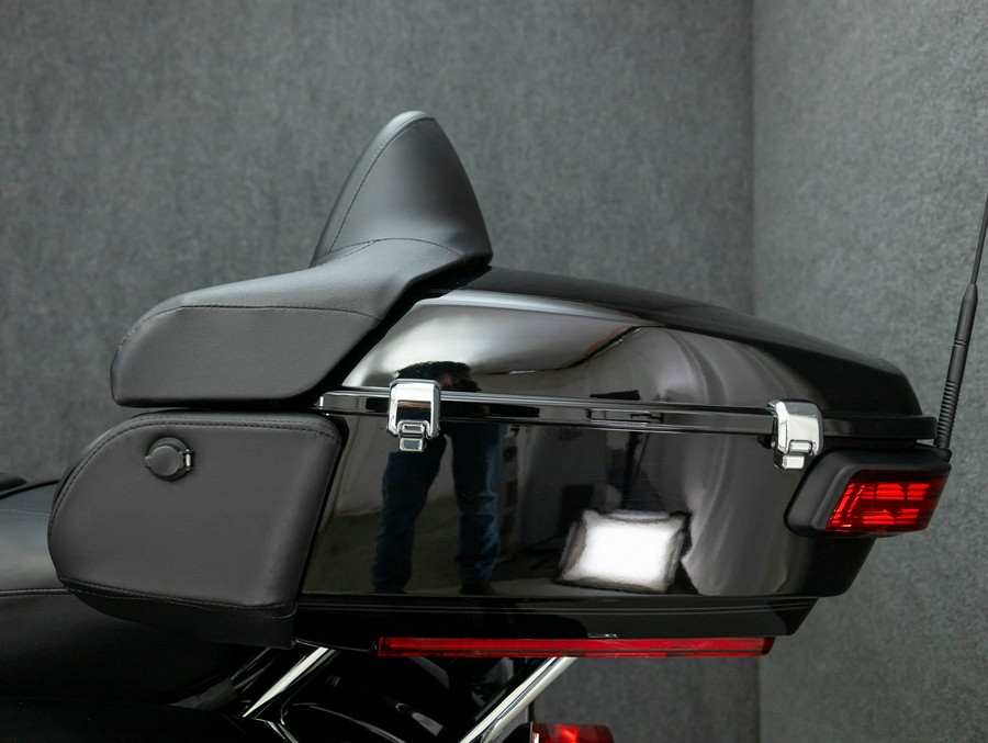 2018 HARLEY DAVIDSON FLHTCU ELECTRA GLIDE ULTRA CLASSIC W/ABS