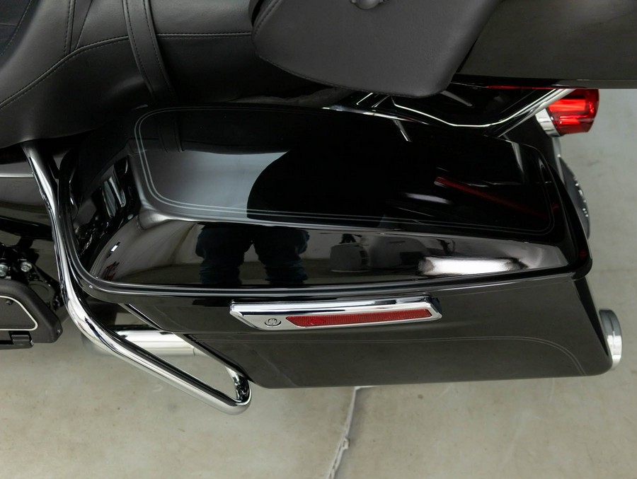 2018 HARLEY DAVIDSON FLHTCU ELECTRA GLIDE ULTRA CLASSIC W/ABS