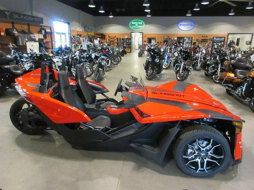 2020 Polaris Slingshot SL Review (17 Fast Facts on 3 Wheels)