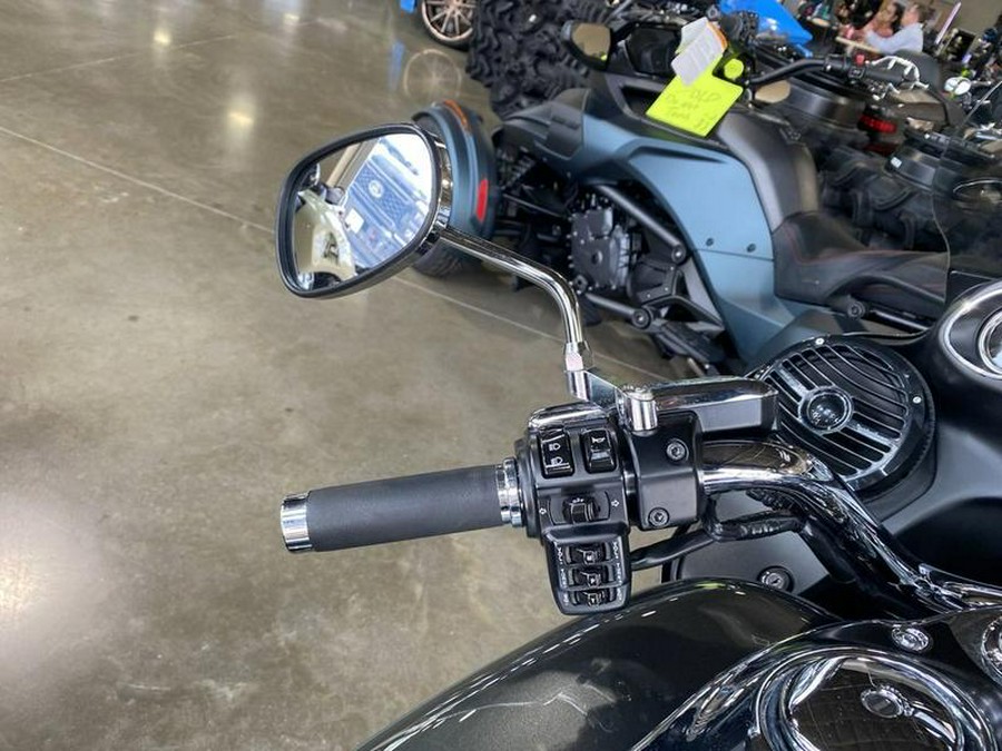 2021 Kawasaki Vulcan® 1700 Voyager® ABS