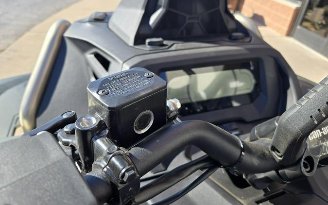 2026 CAN-AM OUTLANDER X MR 1000R