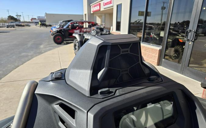 2026 CAN-AM OUTLANDER X MR 1000R