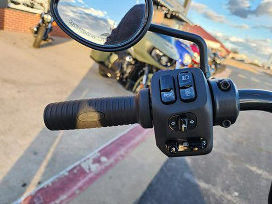 2025 Indian Motorcycle Chief Bobber Dark Horse®