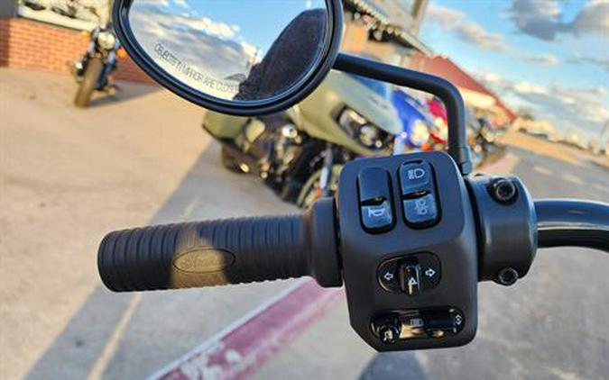 2025 Indian Motorcycle Chief Bobber Dark Horse®