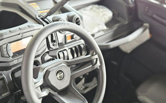 2026 Can-Am Defender DPS CAB HD10