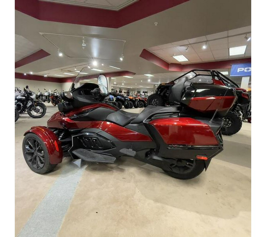 2021 Can-Am® Spyder® RT Limited Dark