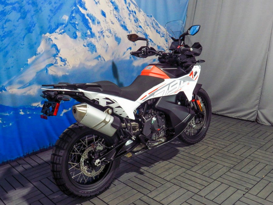 2024 KTM 790 Adventure