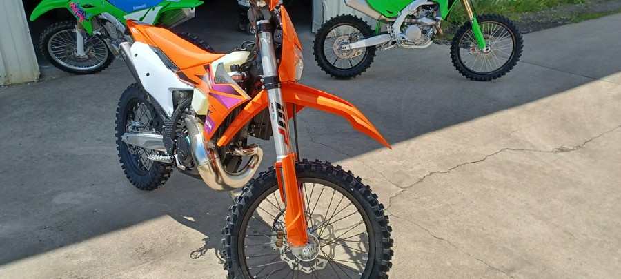 2024 KTM XC 300 W