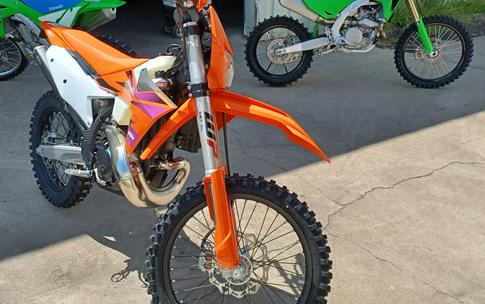 2024 KTM XC 300 W