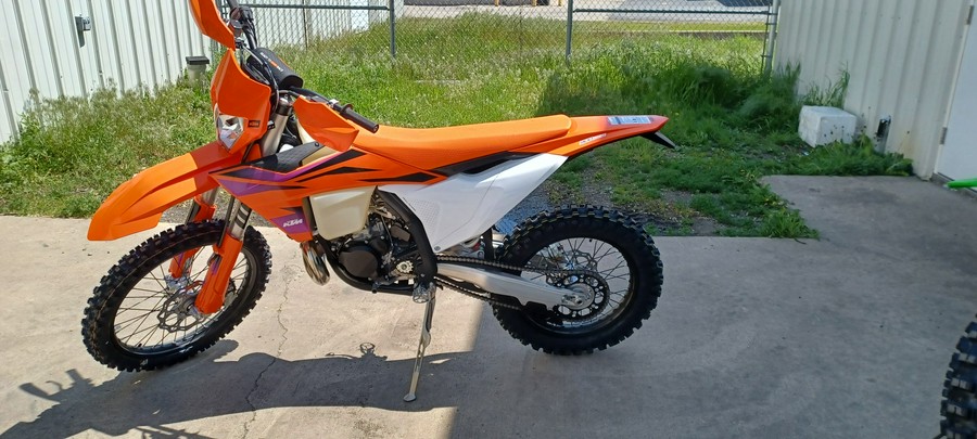 2024 KTM XC 300 W