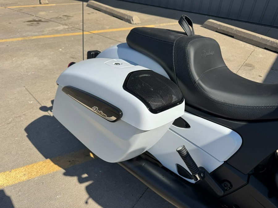 2025 Indian Motorcycle Chieftain® PowerPlus Dark Horse with 112 and PowerBand Audio Package