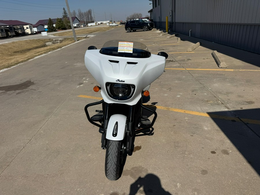 2025 Indian Motorcycle Chieftain® PowerPlus Dark Horse with 112 and PowerBand Audio Package