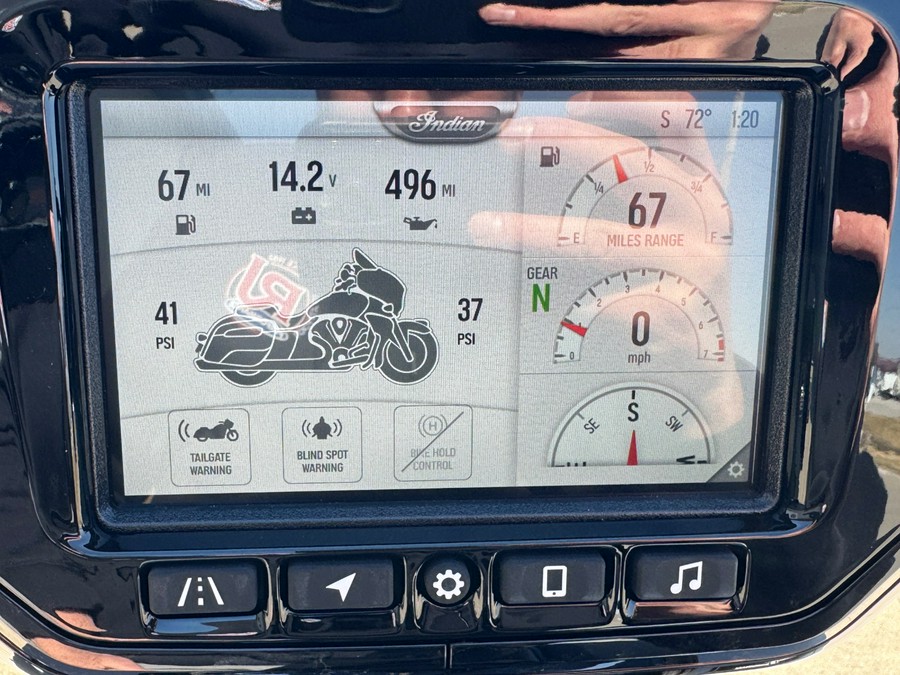 2025 Indian Motorcycle Chieftain® PowerPlus Dark Horse with 112 and PowerBand Audio Package