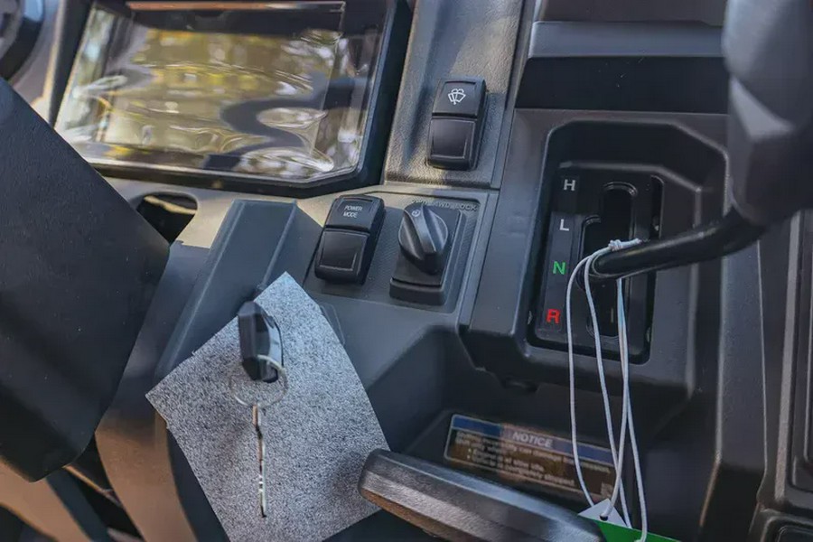 2025 KAWASAKI RIDGE XR CREW LIMITED METALLIC BLUISH GRAY