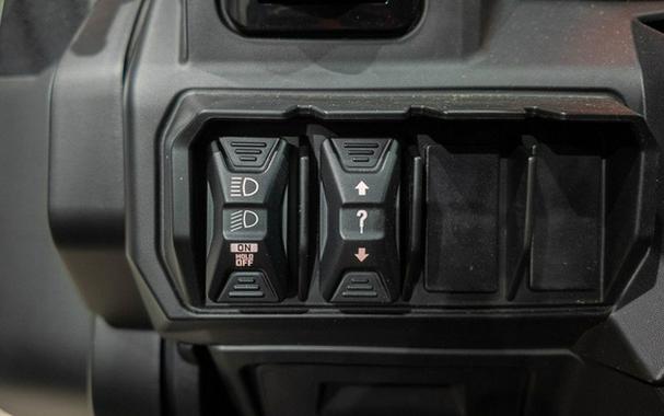 2026 Can-Am Defender XT CAB HD11 With 10.25 In.Display