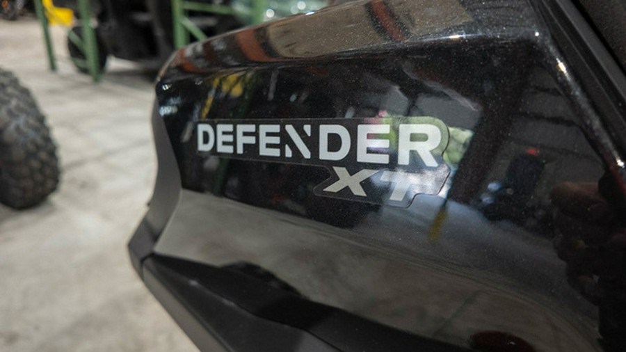 2026 Can-Am Defender XT CAB HD11 With 10.25 In.Display