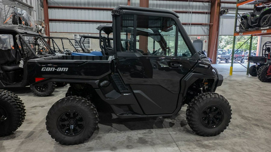 2026 Can-Am Defender XT CAB HD11 With 10.25 In.Display