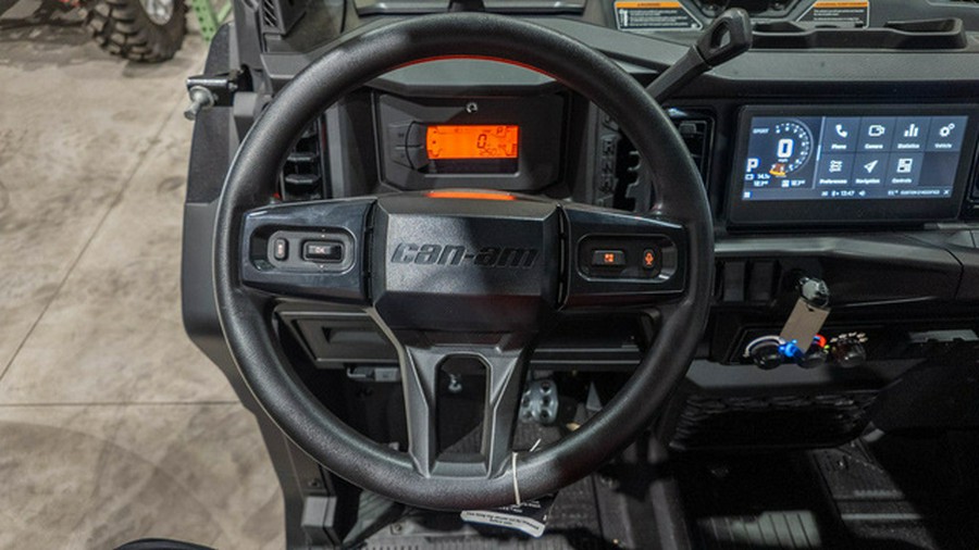 2026 Can-Am Defender XT CAB HD11 With 10.25 In.Display