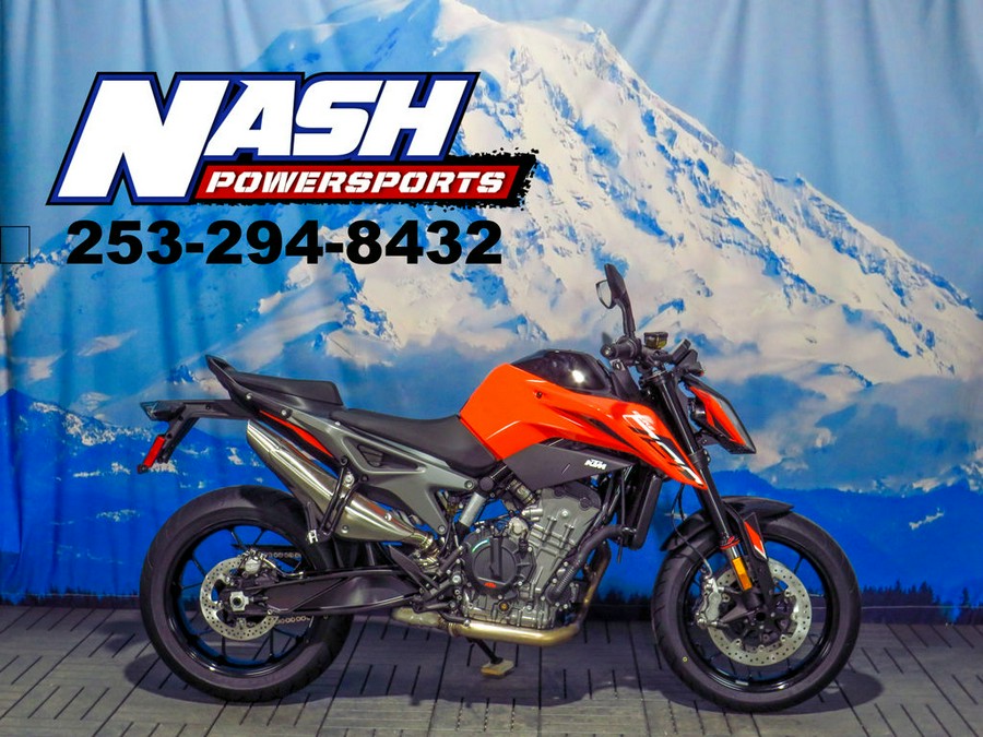 2024 KTM 790 Duke