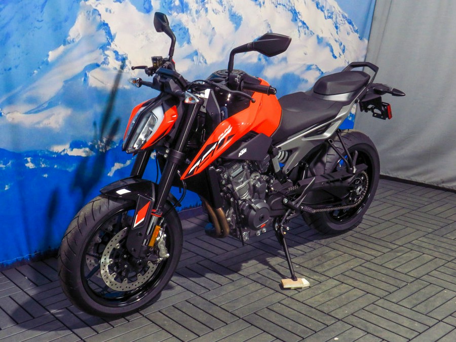 2024 KTM 790 Duke