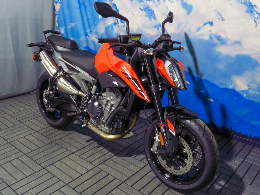 2024 KTM 790 Duke