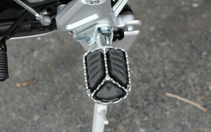 2025 Yamaha Tenere 700