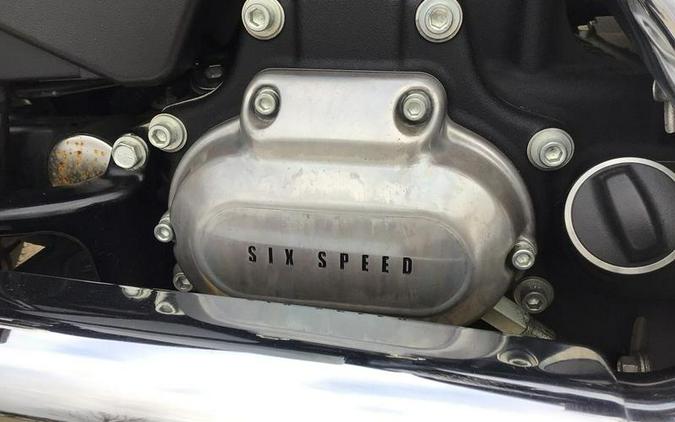 2016 Harley-Davidson® FLD - Dyna® Switchback™