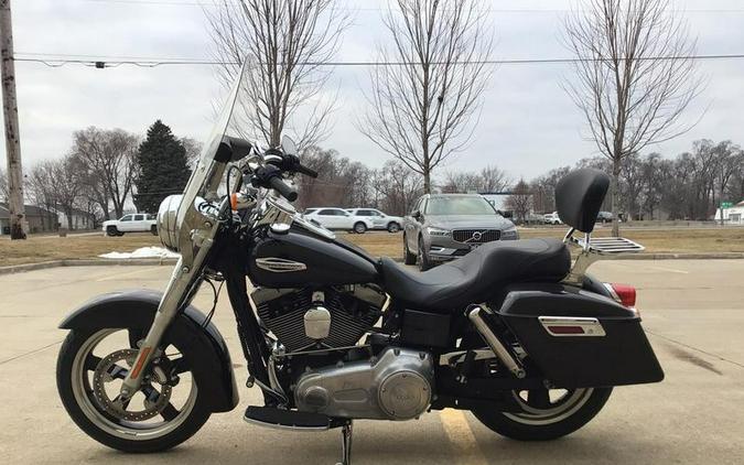 2016 Harley-Davidson® FLD - Dyna® Switchback™