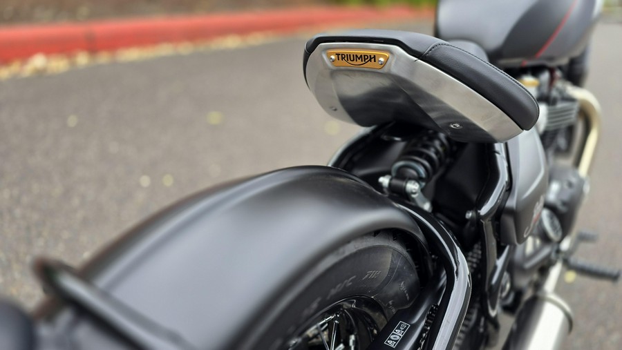 2027 Triumph BONNEVILLE BOBBER