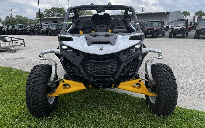 2024 Can-Am® Maverick R 999T DCT