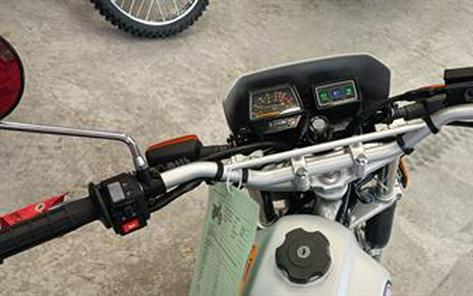 2026 Yamaha TW200