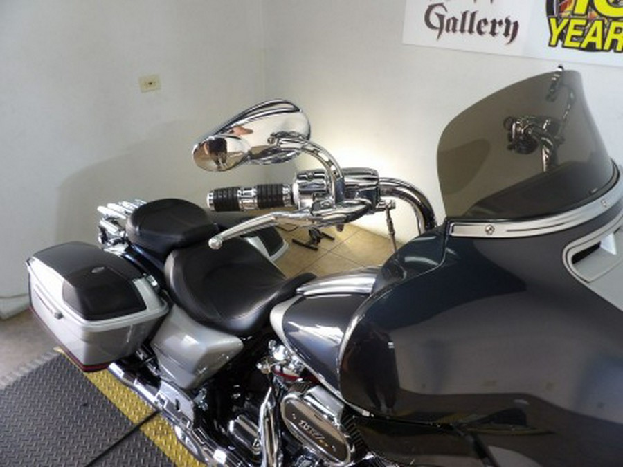 2019 Harley-Davidson CVO™ Street Glide®