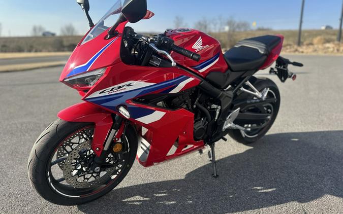 2026 Honda CBR650R E-Clutch