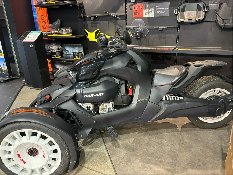2022 CAN-AM F3NA