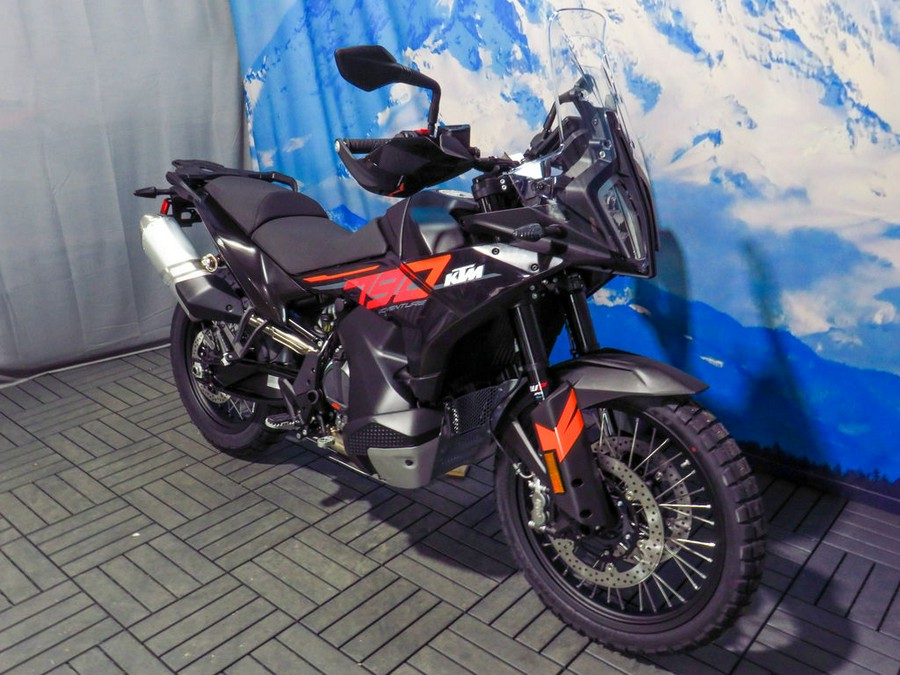 2024 KTM 790 Adventure