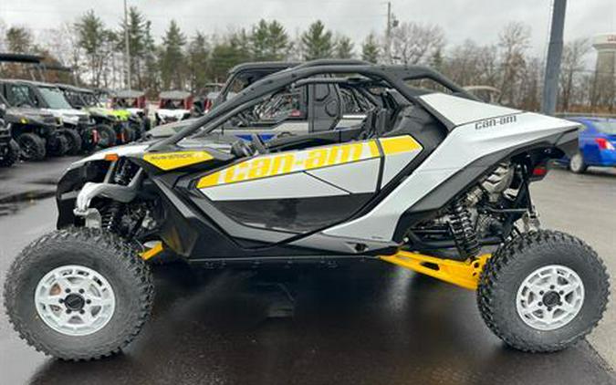 2024 Can-Am Maverick R