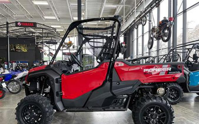 2025 Honda Pioneer 1000 Deluxe