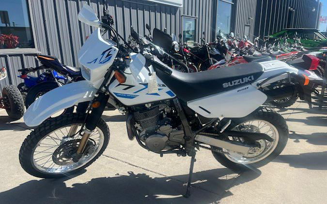 2026 DR650S - Suzuki