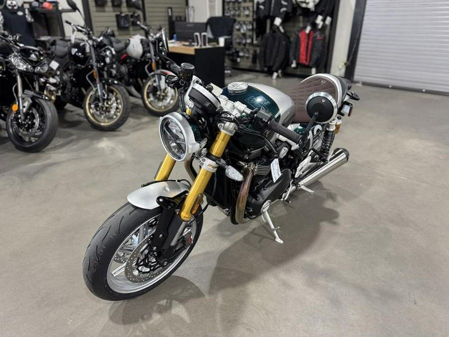 2026 Triumph Speed Twin 1200 Cafe Racer Edition Aluminium silver / Competition green