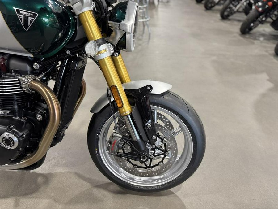 2026 Triumph Speed Twin 1200 Cafe Racer Edition Aluminium silver / Competition green