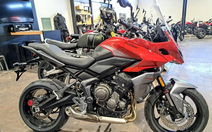 2023 Triumph Tiger Sport 660 Korosi Red Graphite