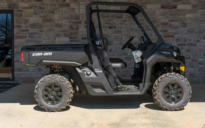 2024 Can-Am Defender DPS HD9 Timeless Black