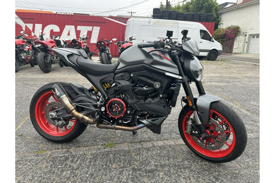 2022 Ducati Monster Plus Aviator Grey