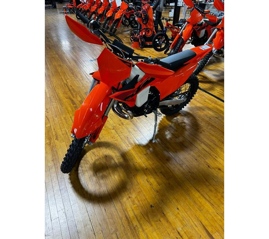 2025 KTM 250 XC