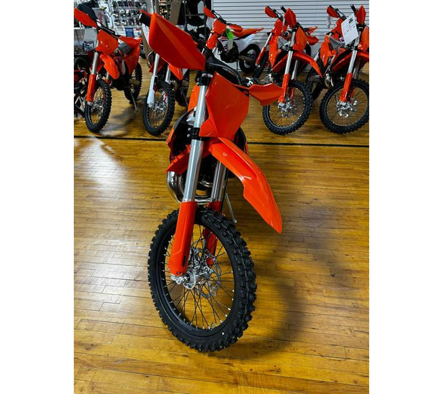 2025 KTM 250 XC
