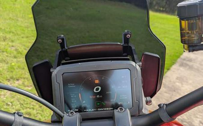 2025 Harley-Davidson® RA1250ST - Pan America® 1250 ST