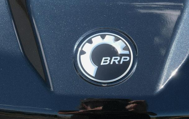 2026 CAN-AM DEFENDER MAX DPS HD9