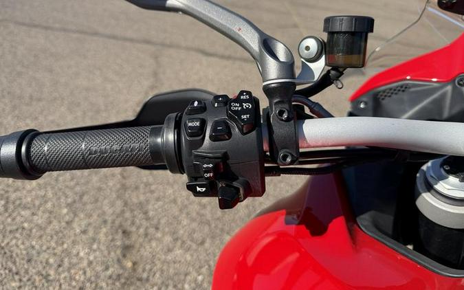2022 Ducati Multistrada 1260 Enduro Ducati Red