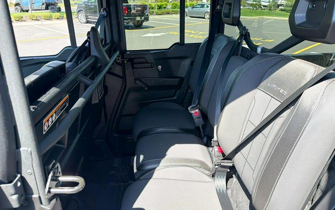 2026 Can-Am® Defender MAX Limited HD11